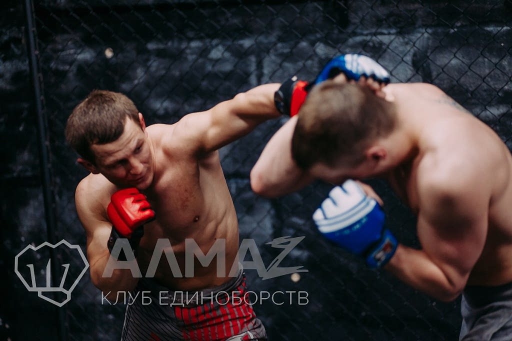 Тренировки по профессиональному ММА в СПб - клуб Алмаз Тренировки по профессиональному ММА в СПб - клуб Алмаз
